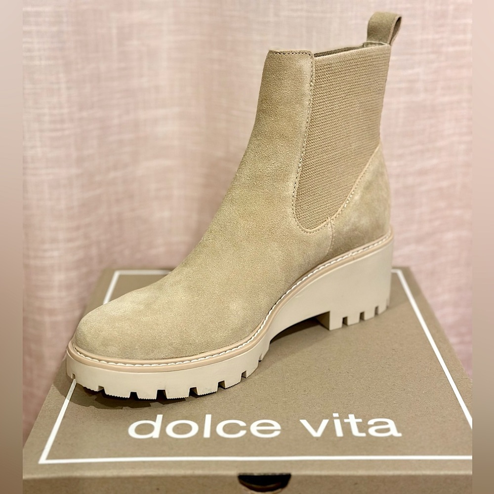 NEW DOLCE VITA HUTTON CHELSEA LUG SOLE SUEDE ANKLE BOOT-DUNE-US 10